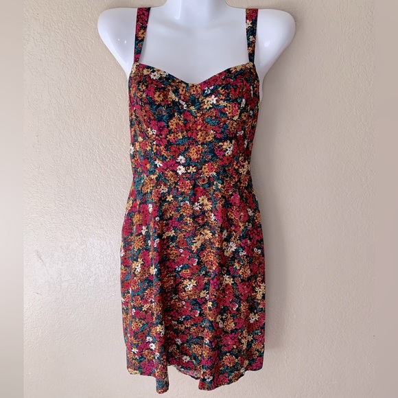 Old Navy Dresses & Skirts - Old Navy Ditzy Floral Smocked Cottagecore Fit & Flare Mini Dress Size M